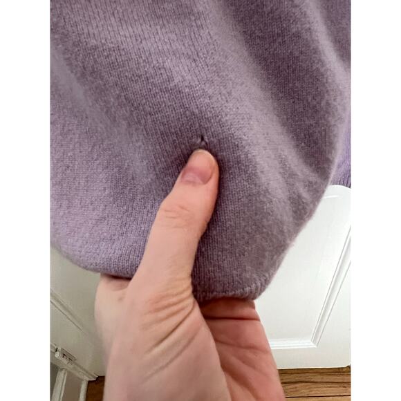 Charter Club Women's P M 100% Cashmere Sweater Purple V Neck Academia FLAWS - Picture 7 of 11